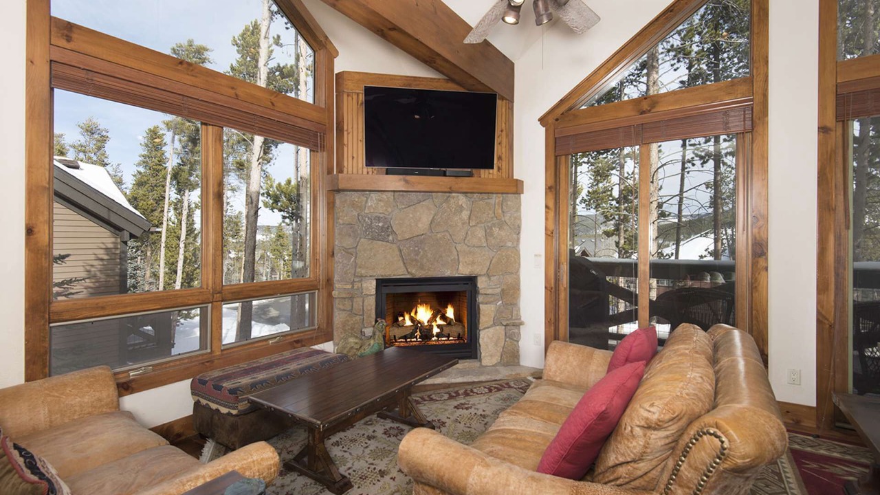 Photo of Livingroom in Four O'Clock