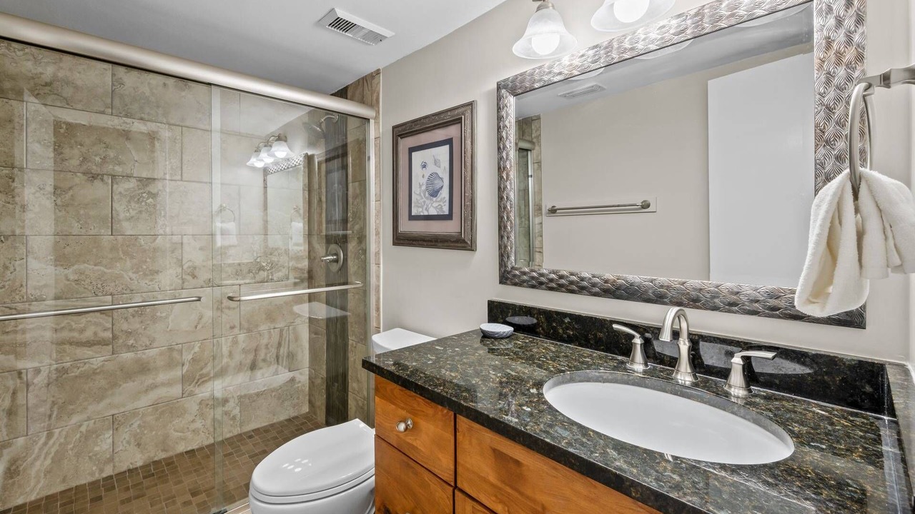 Photo of Bathroom in Gulf Shores