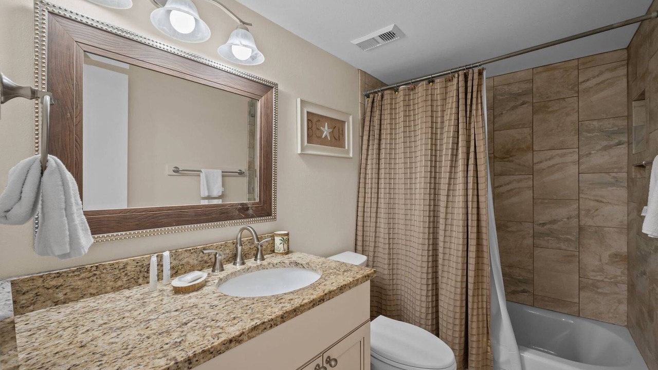 Photo of Bathroom in Gulf Shores