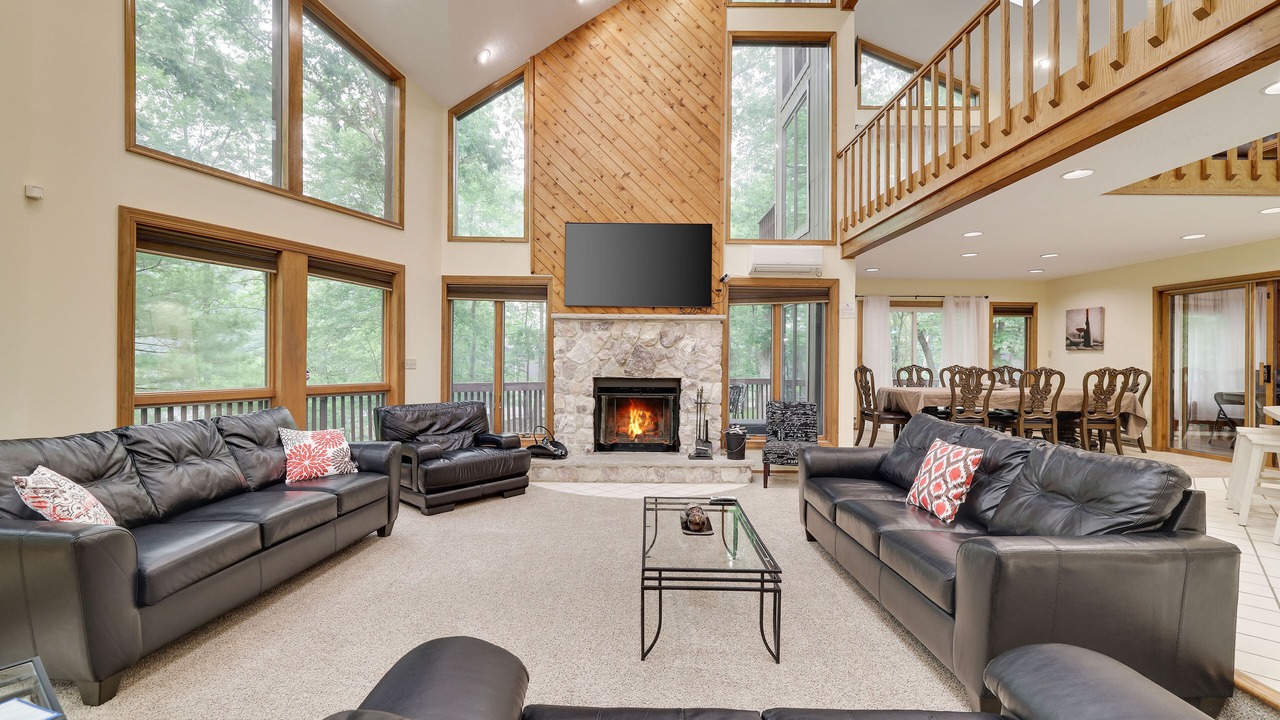 Photo of Livingroom in East Stroudsburg
