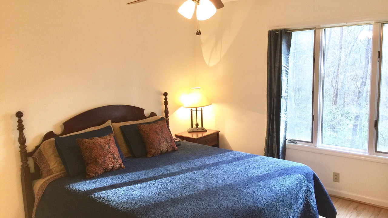 Photo of Bedroom in Lookout Mountain