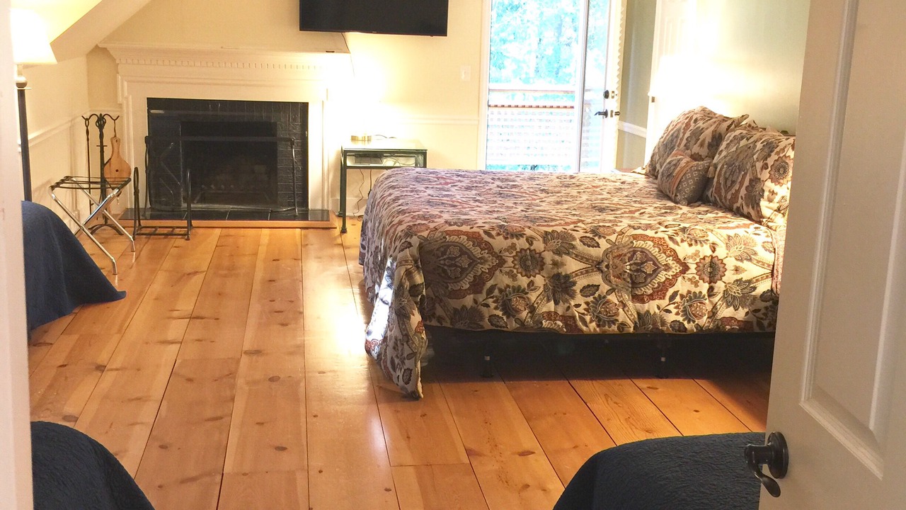 Photo of Bedroom in Lookout Mountain