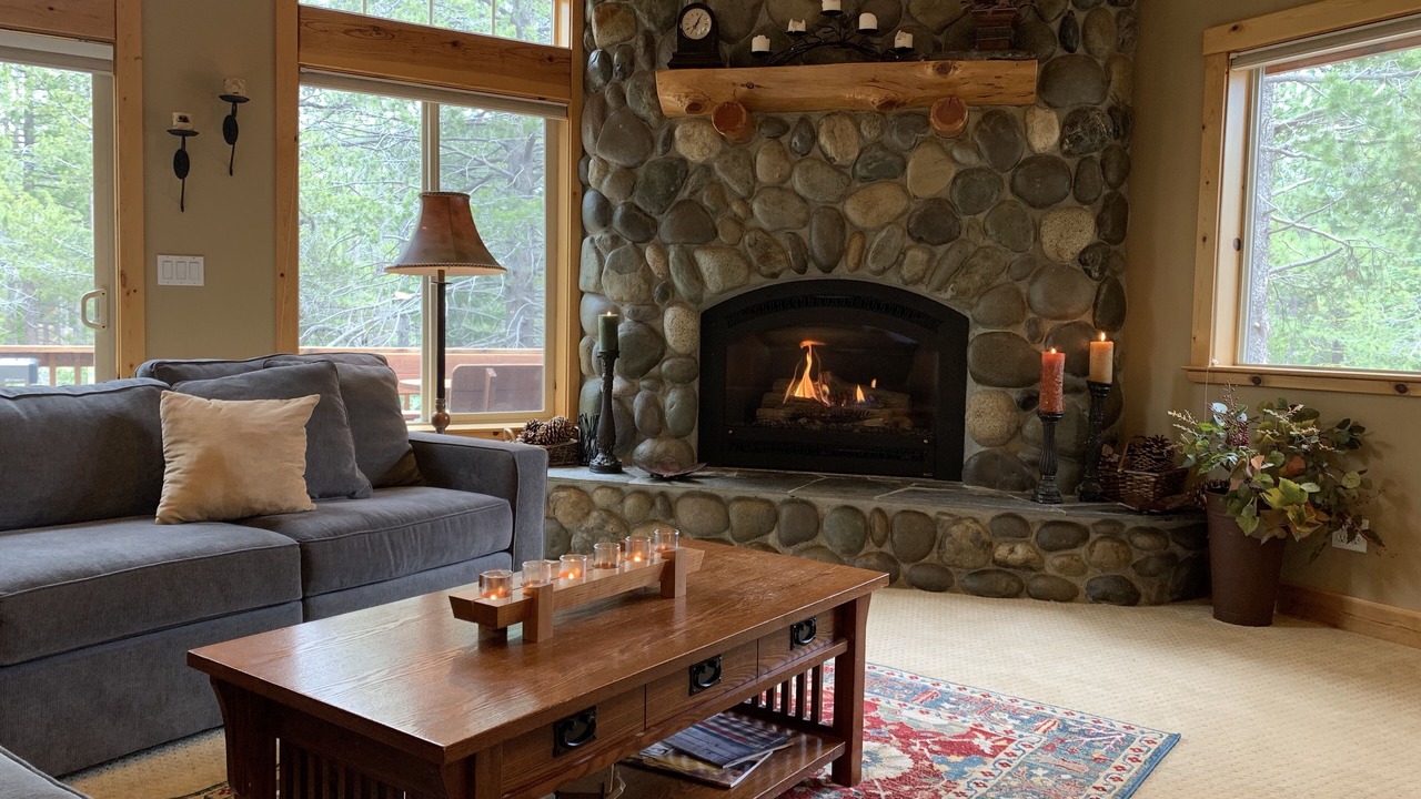 Photo of Livingroom in Truckee