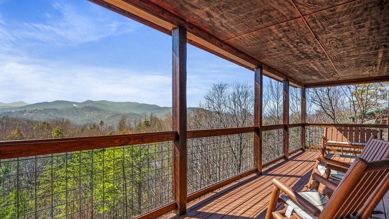 Photo of Patio Balcony in Gatlinburg - Pigeon Forge
