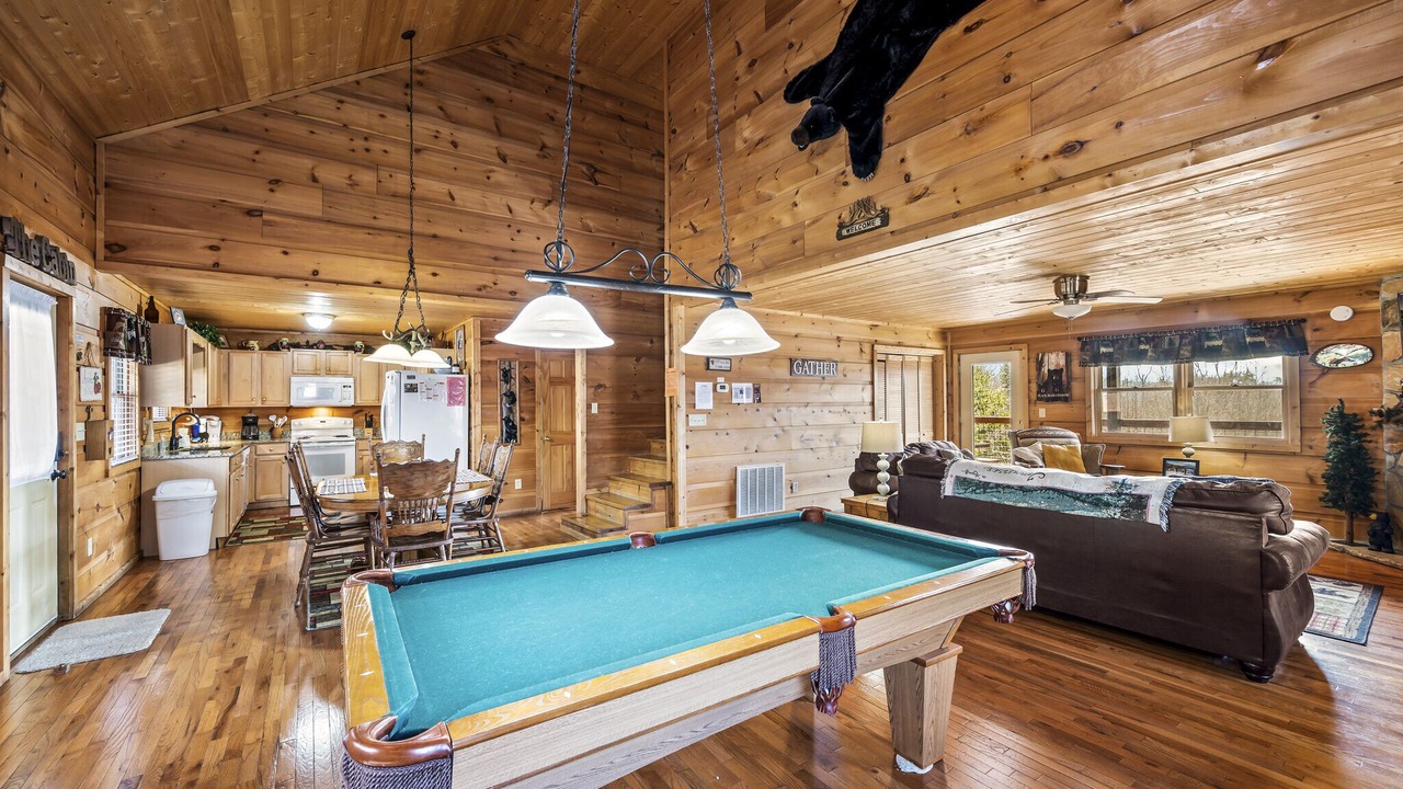 Photo of Bedroom in Gatlinburg - Pigeon Forge