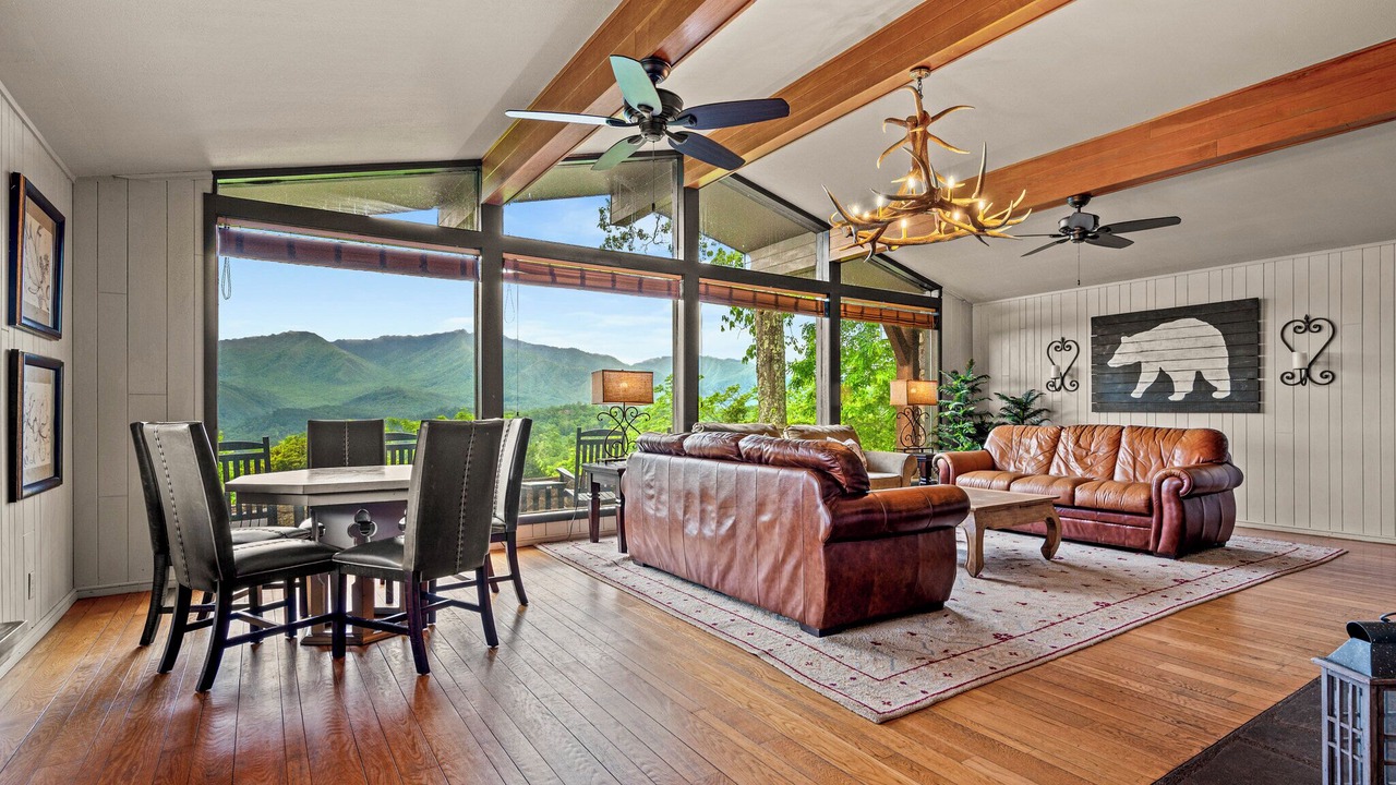Photo of Livingroom in Chalet Village