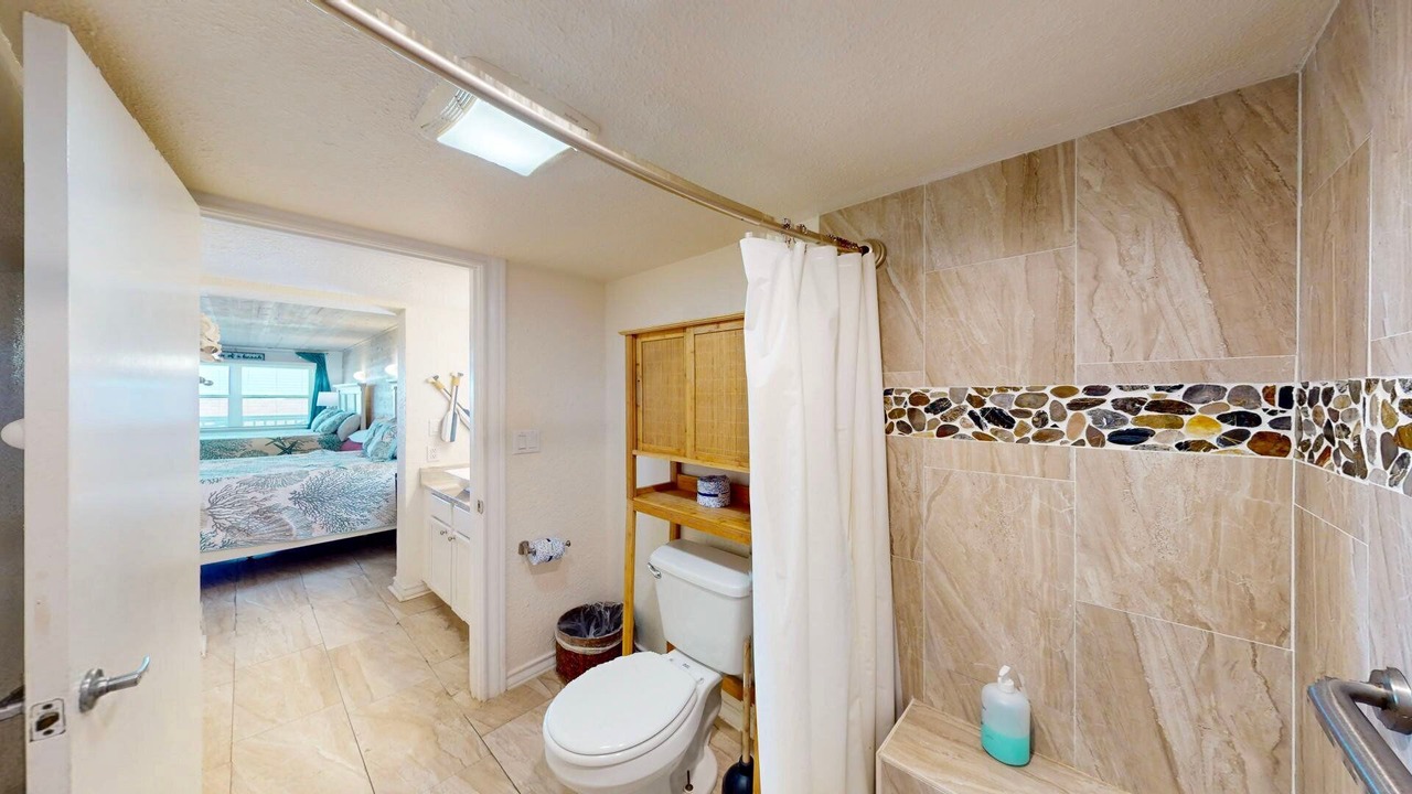 Photo of Bathroom in Old Town
