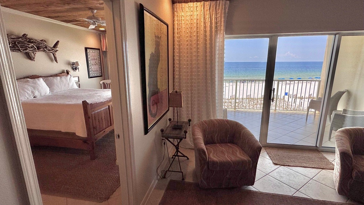 Photo of Bedroom in Orange Beach East