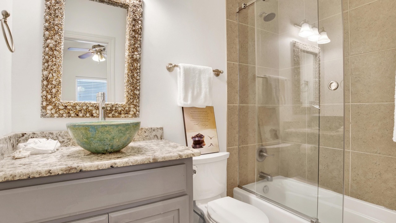 Photo of Bathroom in Orange Beach