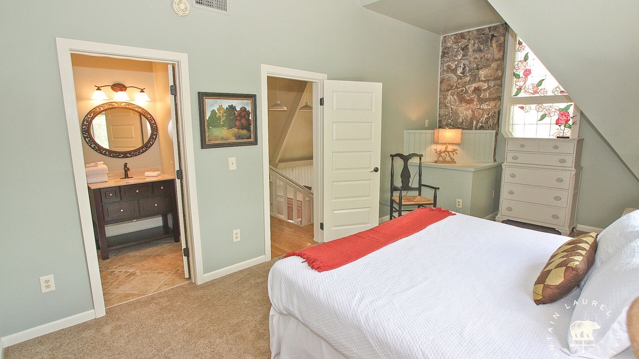 Photo of Bedroom in Chalet Village