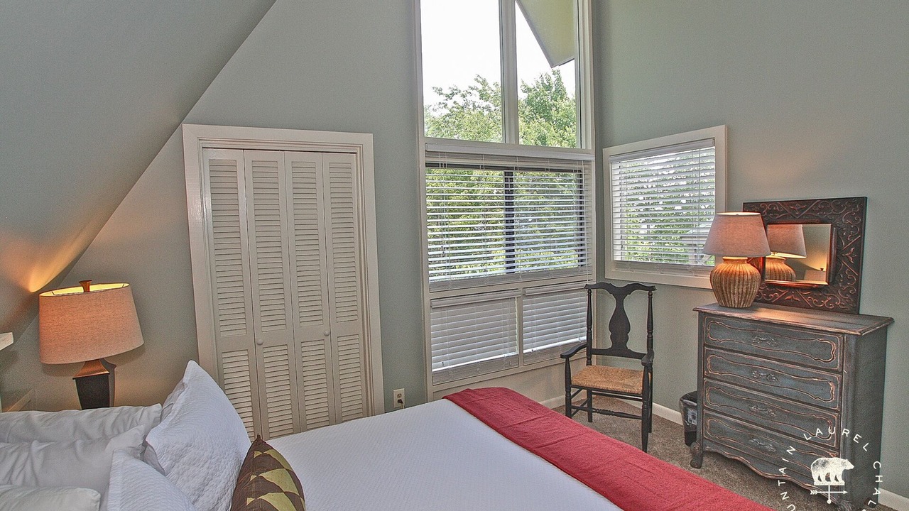 Photo of Bedroom in Chalet Village