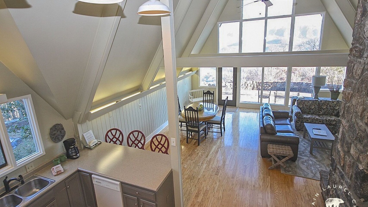 Photo of Livingroom in Chalet Village