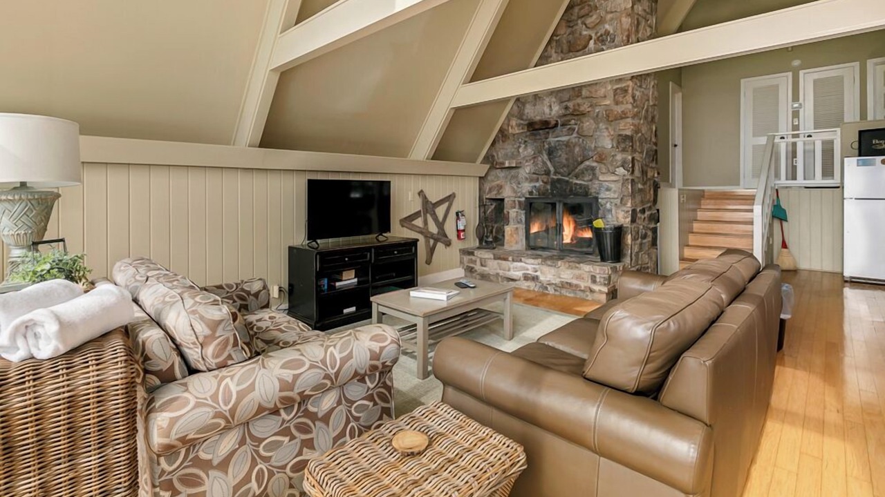 Photo of Livingroom in Chalet Village