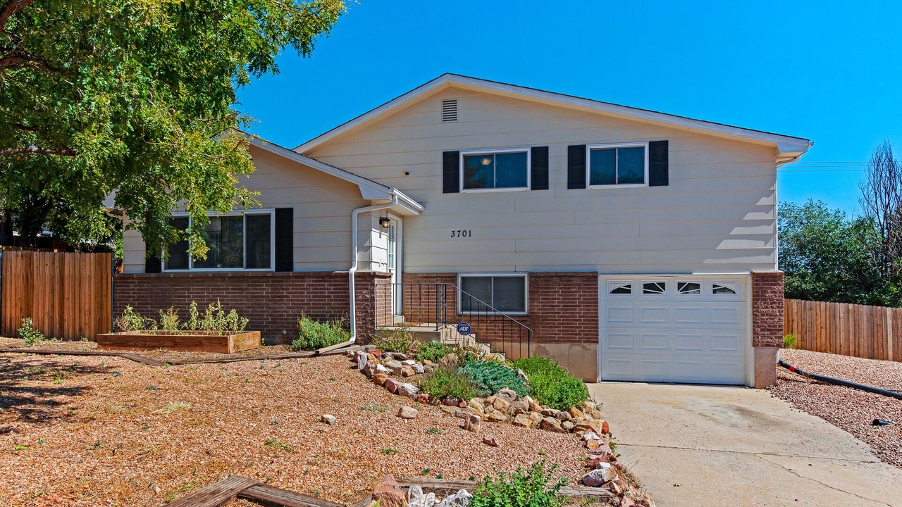 Photo of Outdoor in West Colorado Springs