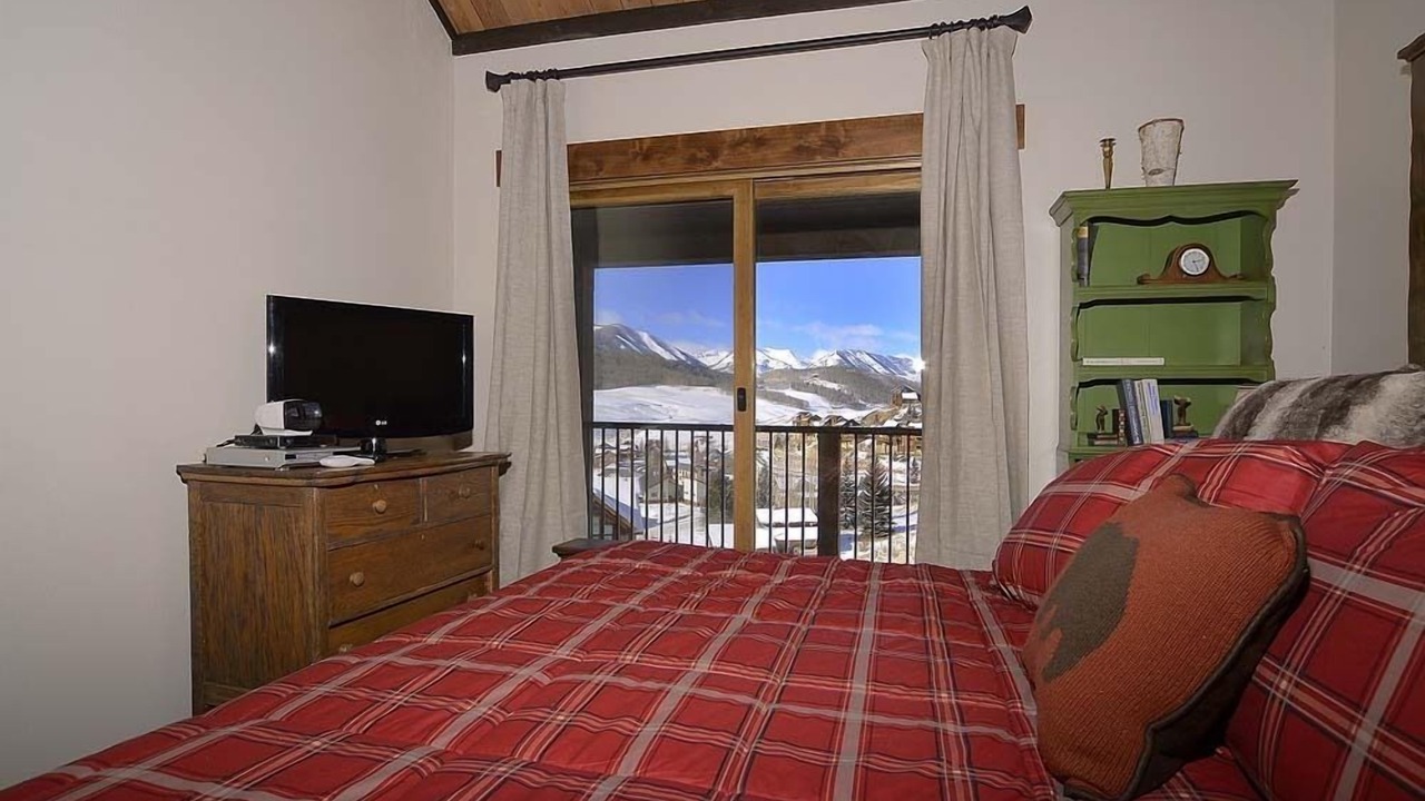 Photo of Bedroom in Crested Butte