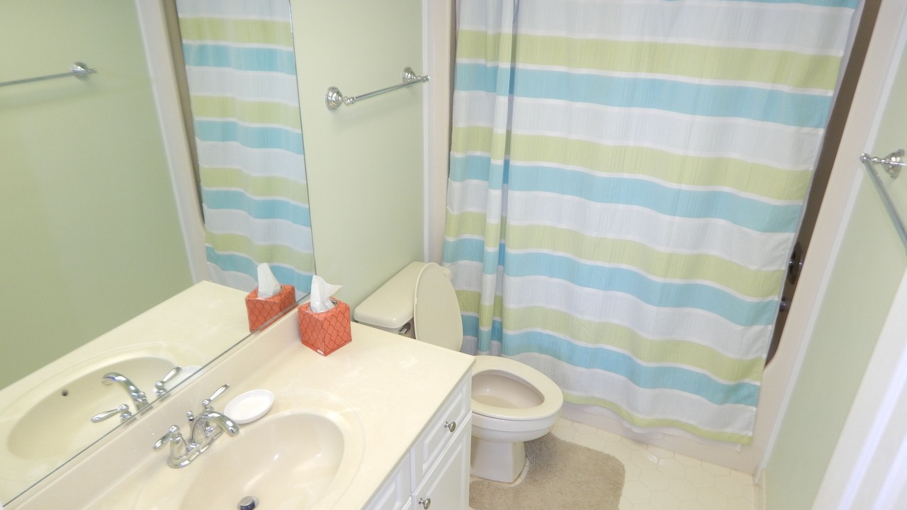 Photo of Bathroom in Shell Island