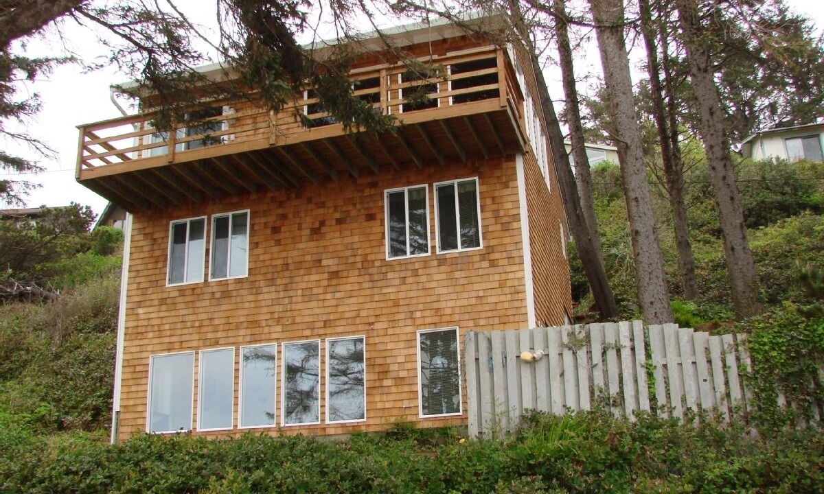 Photo of Others in Otter Rock