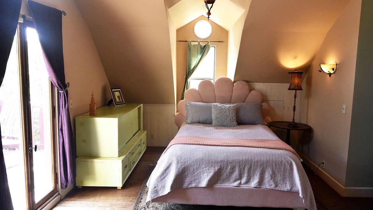 Photo of Bedroom in Bouldin