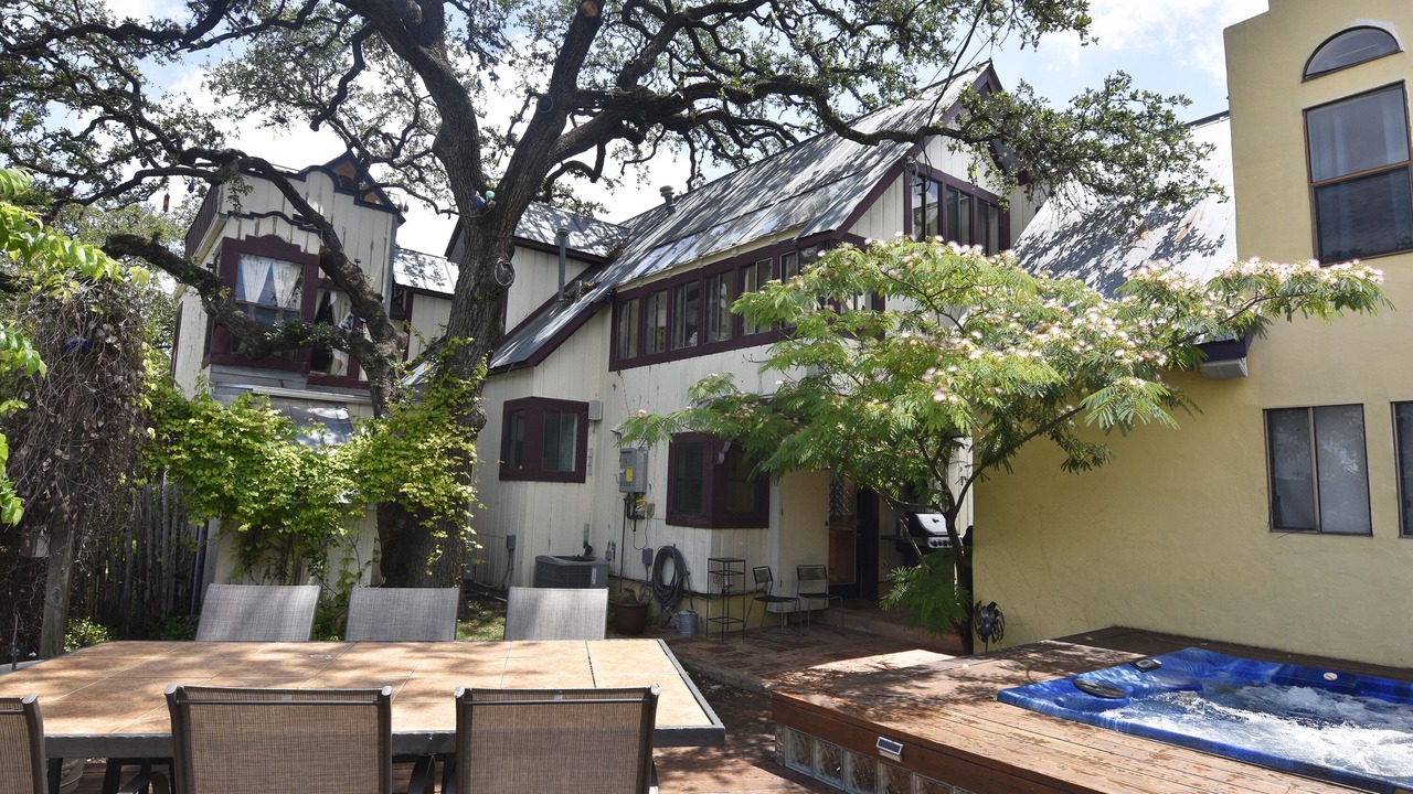 Photo of Outdoor in Bouldin