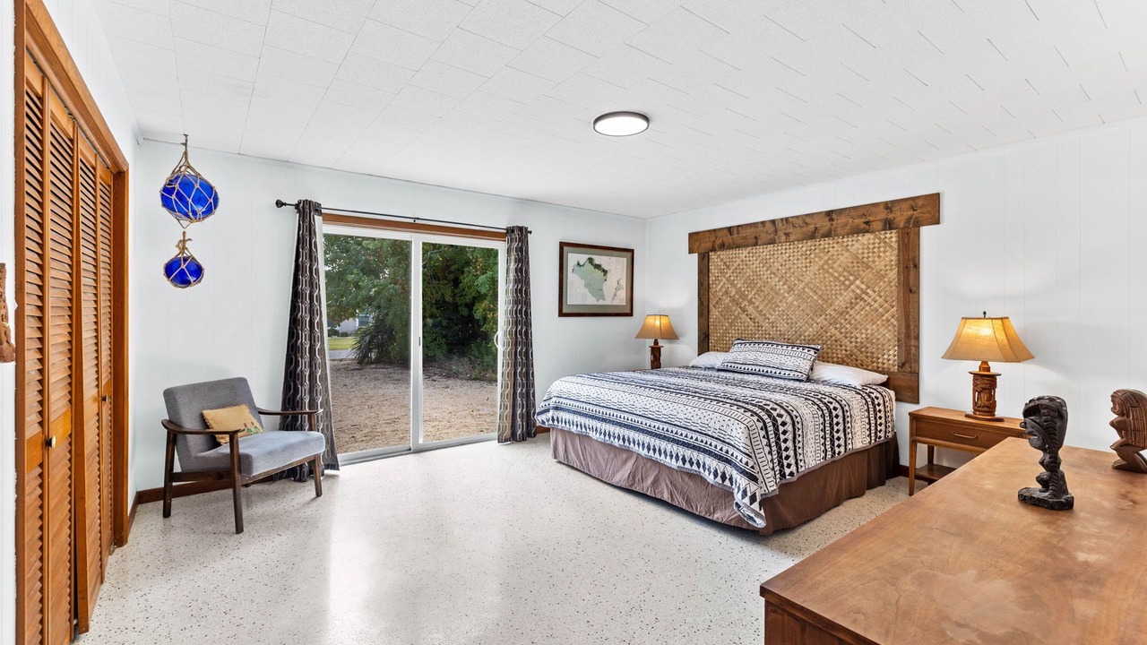 Photo of Bedroom in Laguna Beach Estates