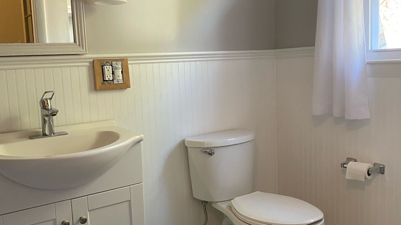 Photo of Bathroom in Campground Landing
