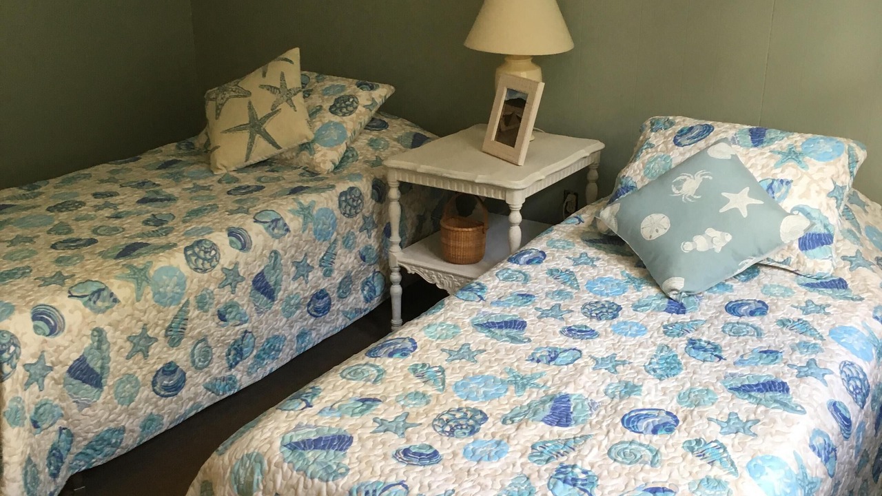 Photo of Bedroom in Campground Landing