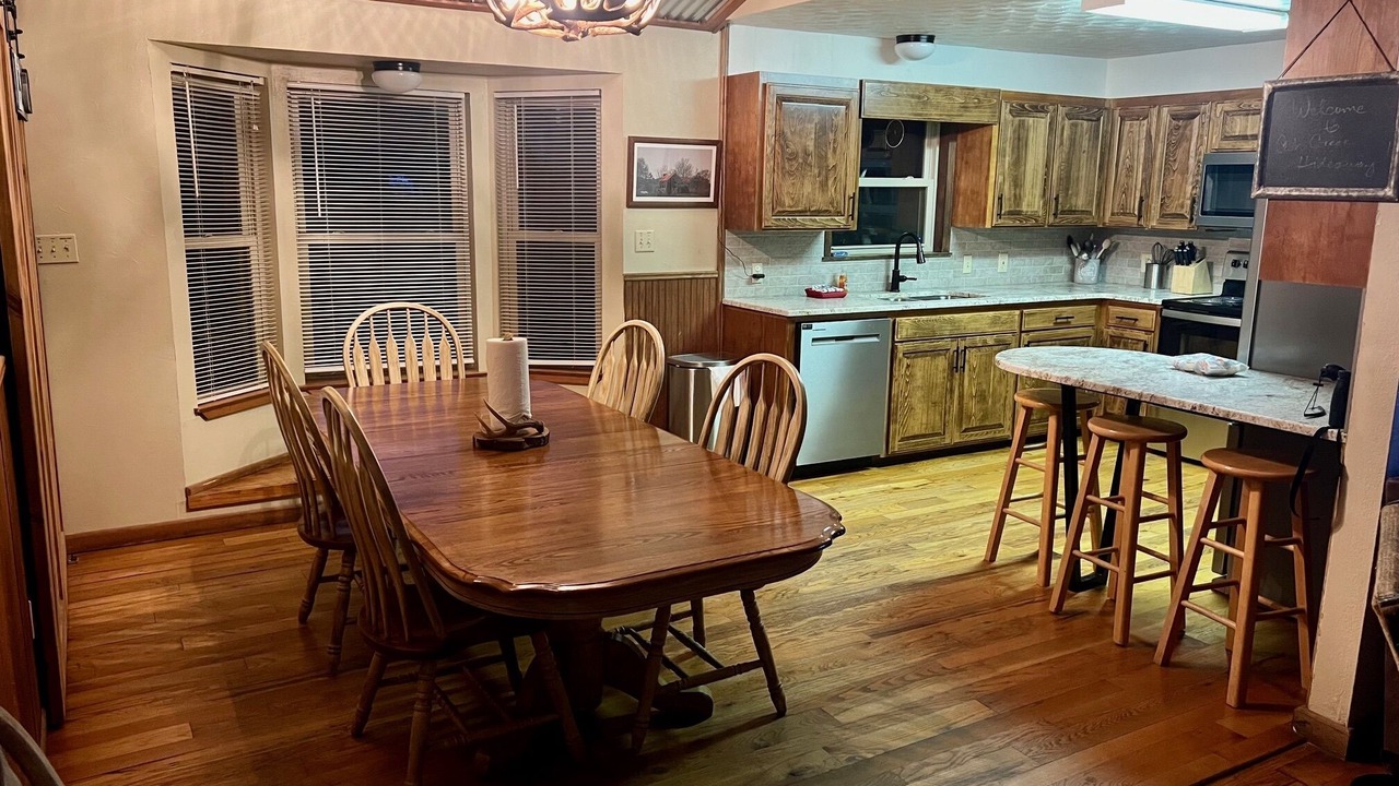 Photo of Bedroom in Leakey