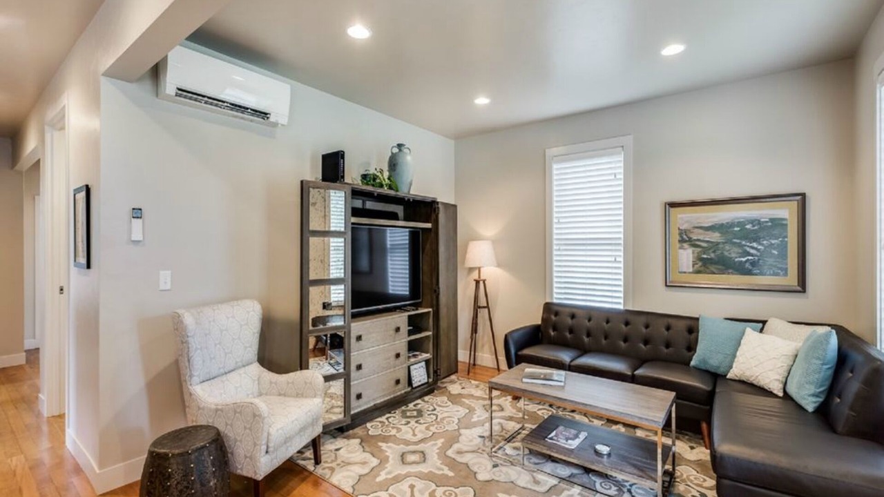 Photo of Livingroom in University North