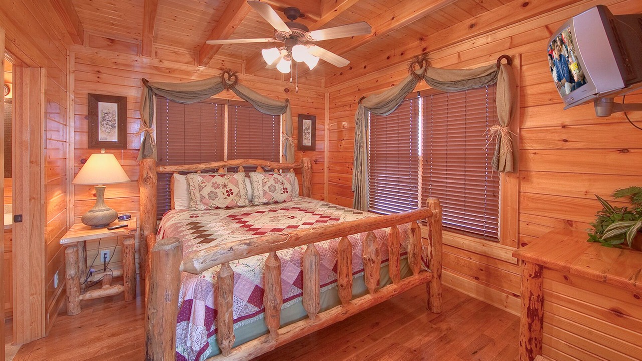Photo of Bedroom in Gatlinburg