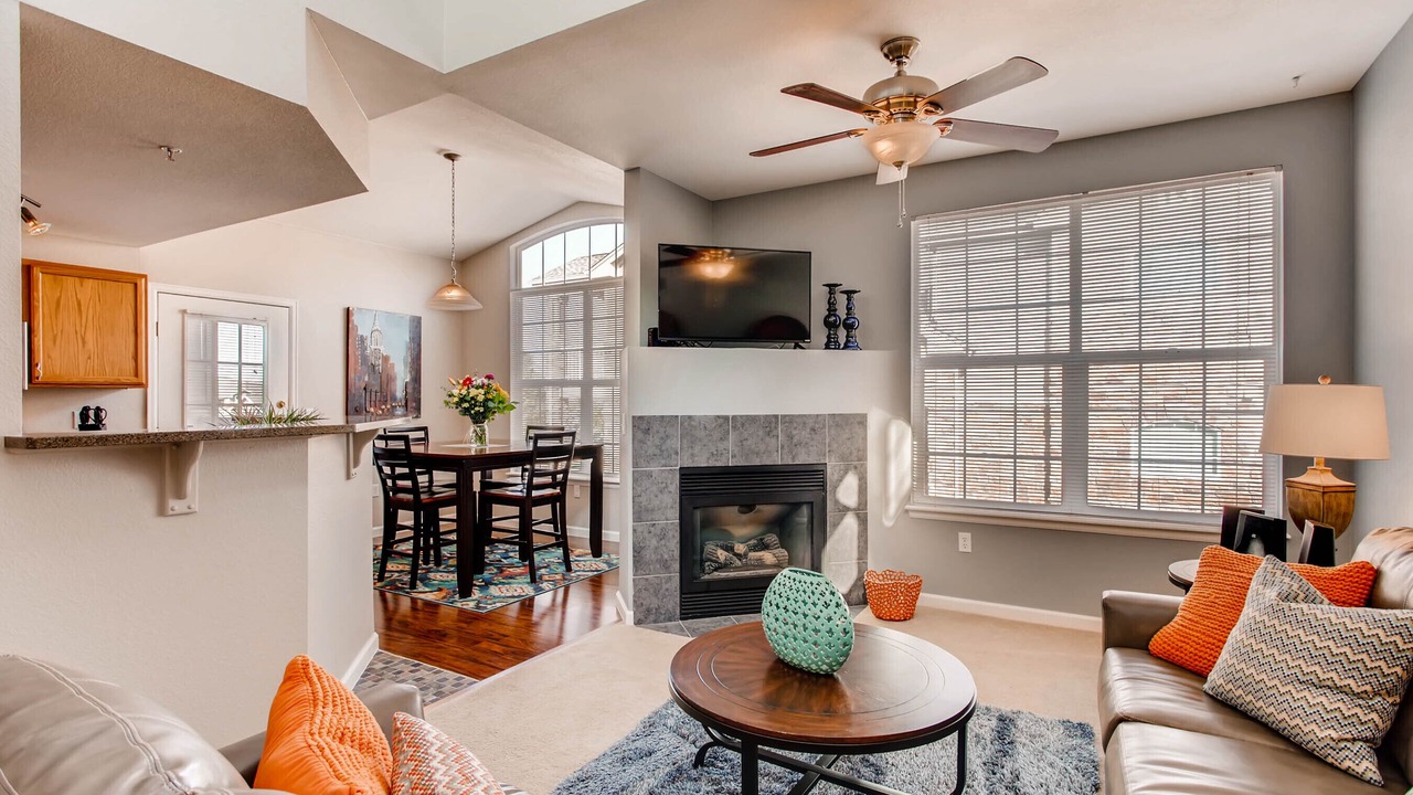 Photo of Livingroom in Englewood