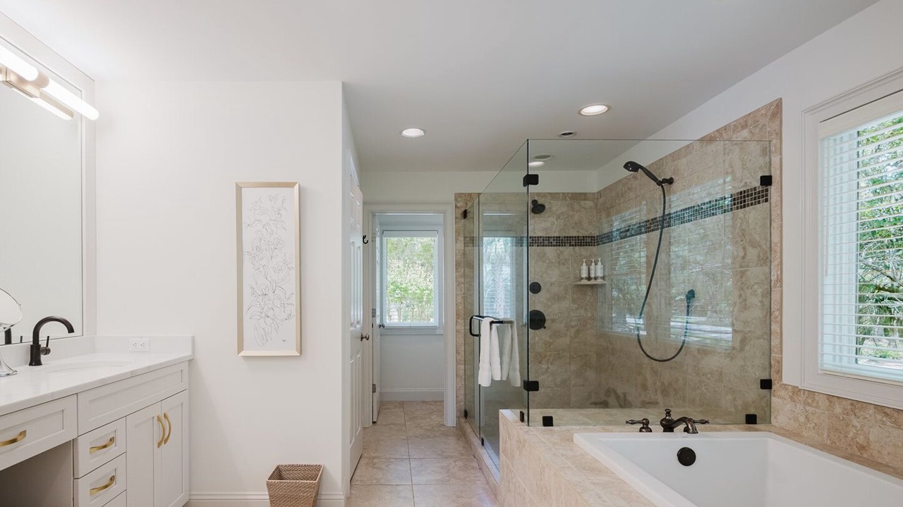 Photo of Bathroom in Baynard Oaks