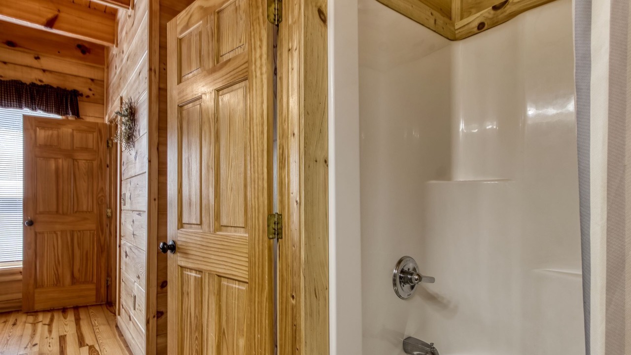 Photo of Bathroom in Pigeon Forge