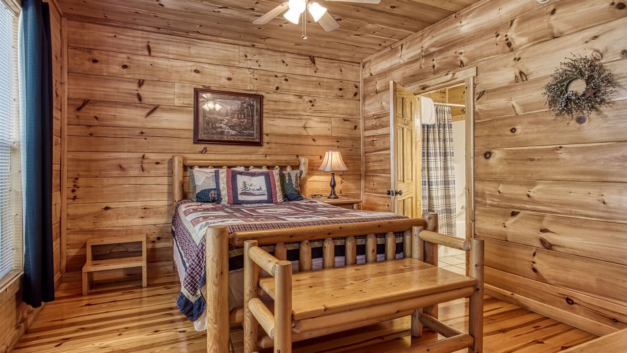 Photo of Bedroom in Pigeon Forge
