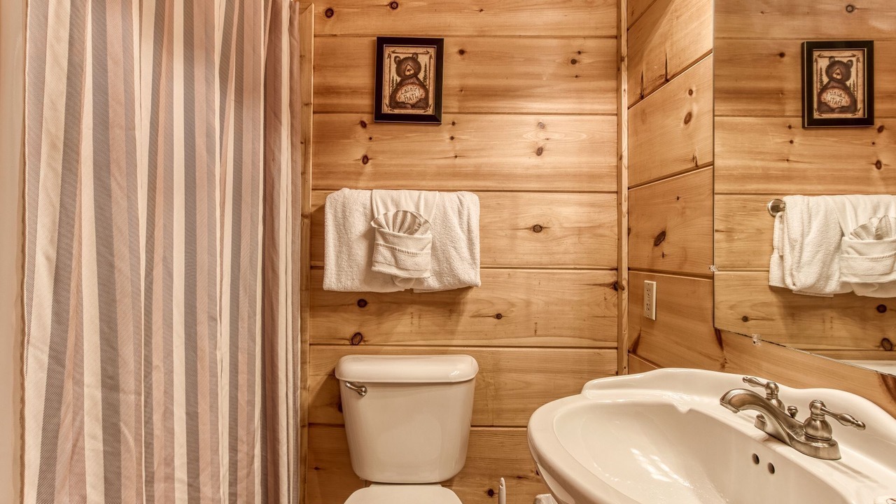 Photo of Bathroom in Pigeon Forge