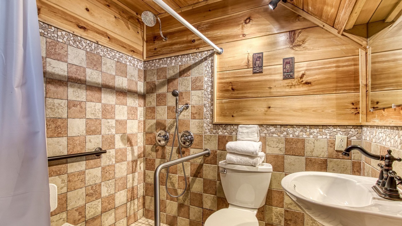 Photo of Bathroom in Pigeon Forge