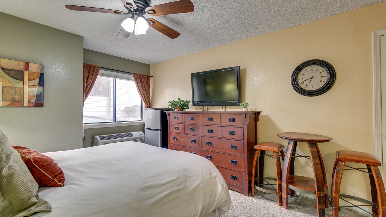 Photo of Bedroom in Englewood