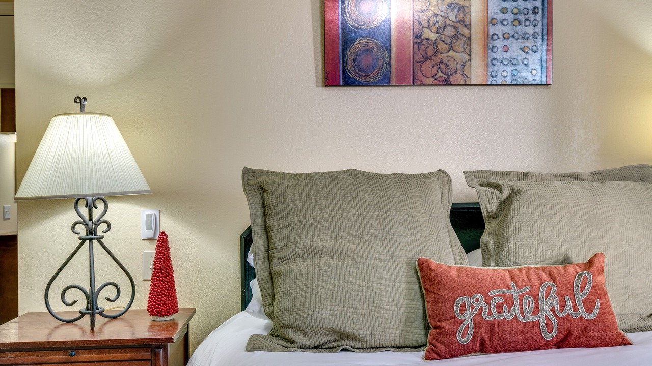 Photo of Bedroom in Englewood