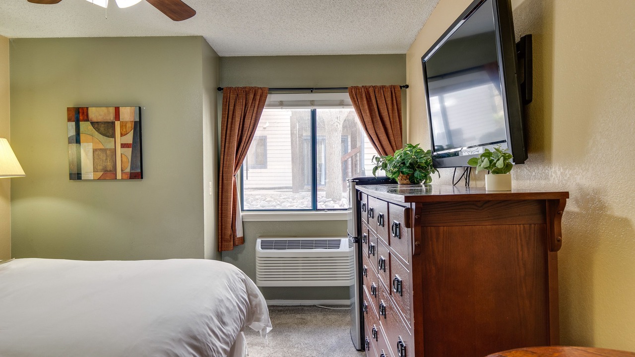 Photo of Bedroom in Englewood