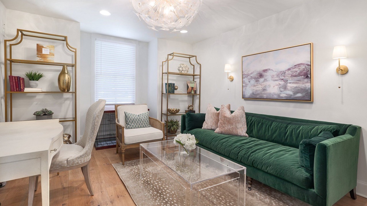 Photo of Livingroom in Woodhaven