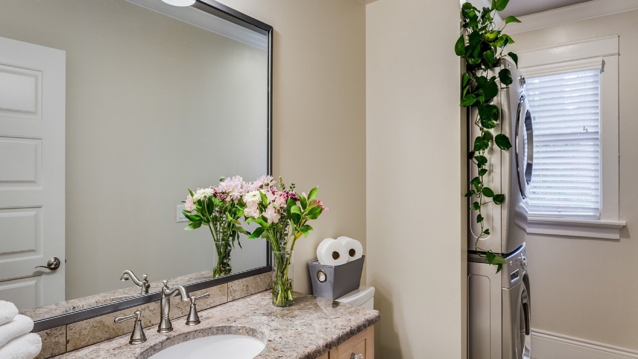 Photo of Bathroom in University Park