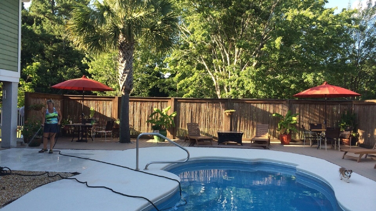 Photo of Outdoor in Huger