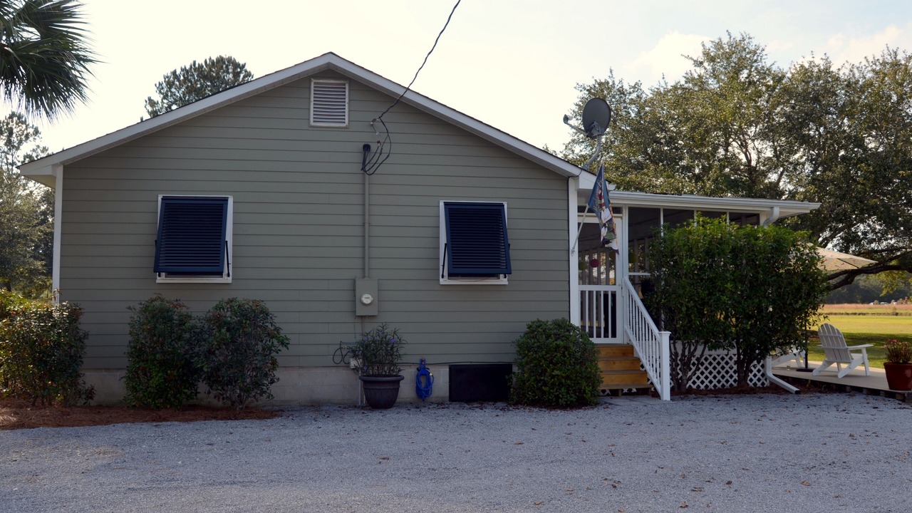 Photo of Outdoor in Huger