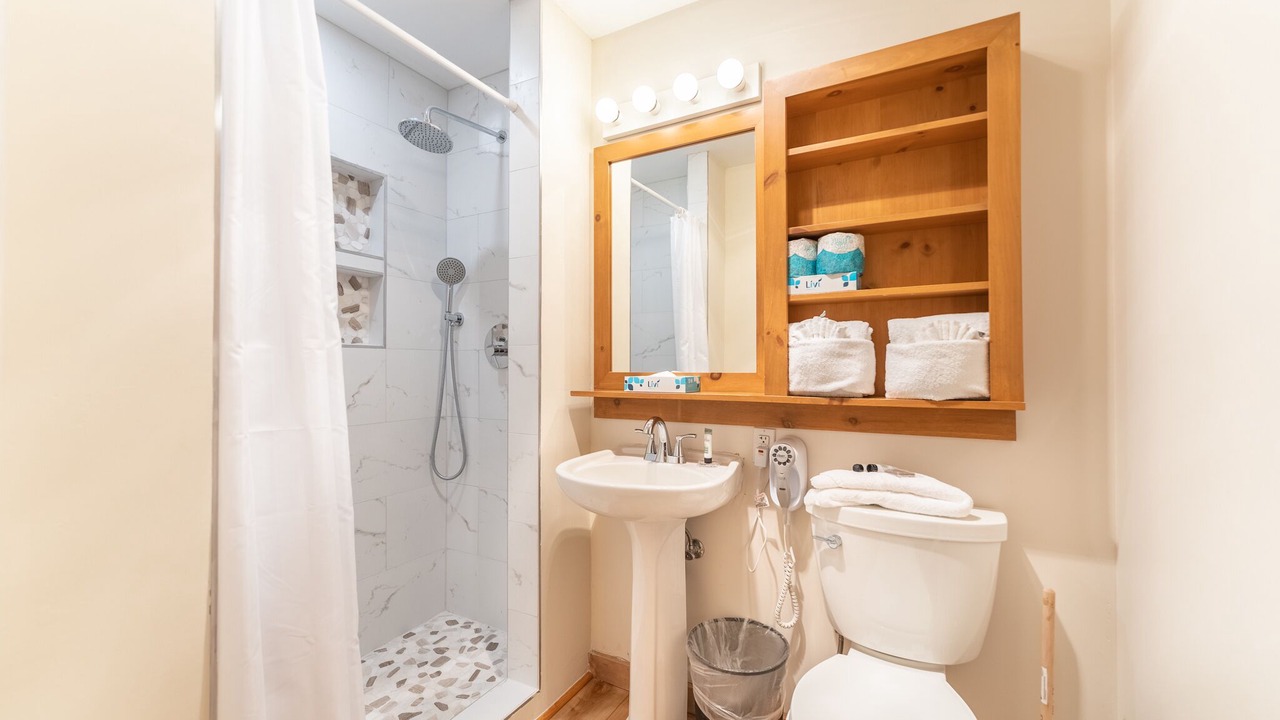 Photo of Bathroom in River Run