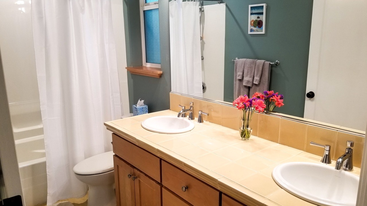 Photo of Bathroom in Happy Camp Hideaway