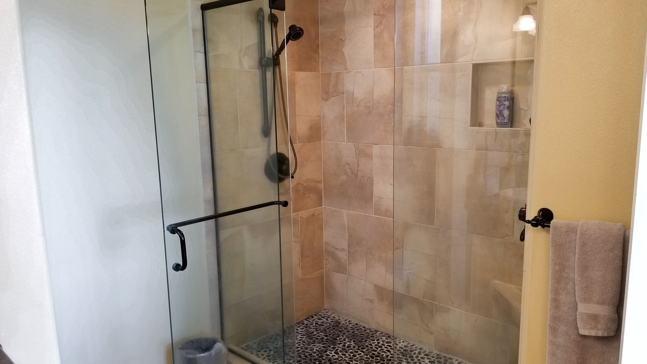 Photo of Bathroom in Happy Camp Hideaway