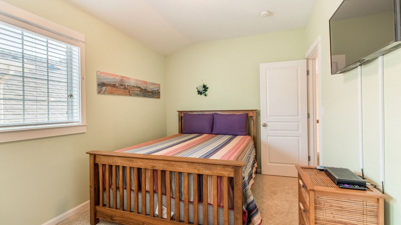 Photo of Bedroom in Oregon Coast