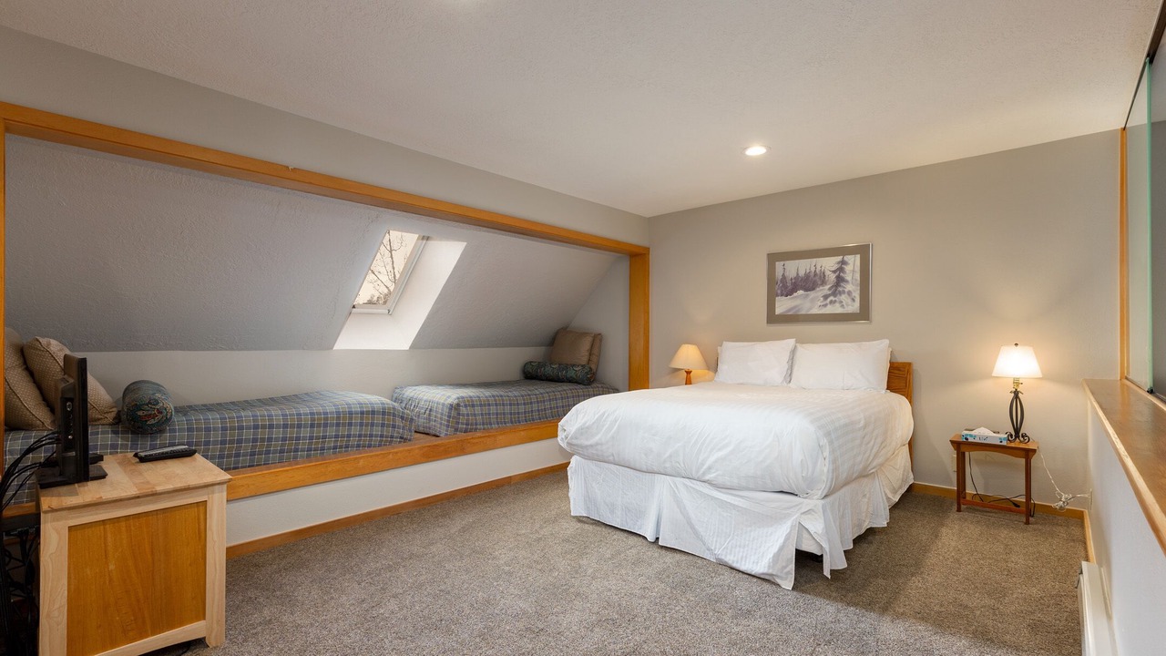 Photo of Bedroom in Keystone