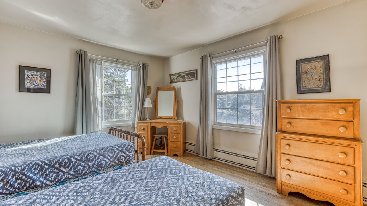 Photo of Bedroom in Seaside