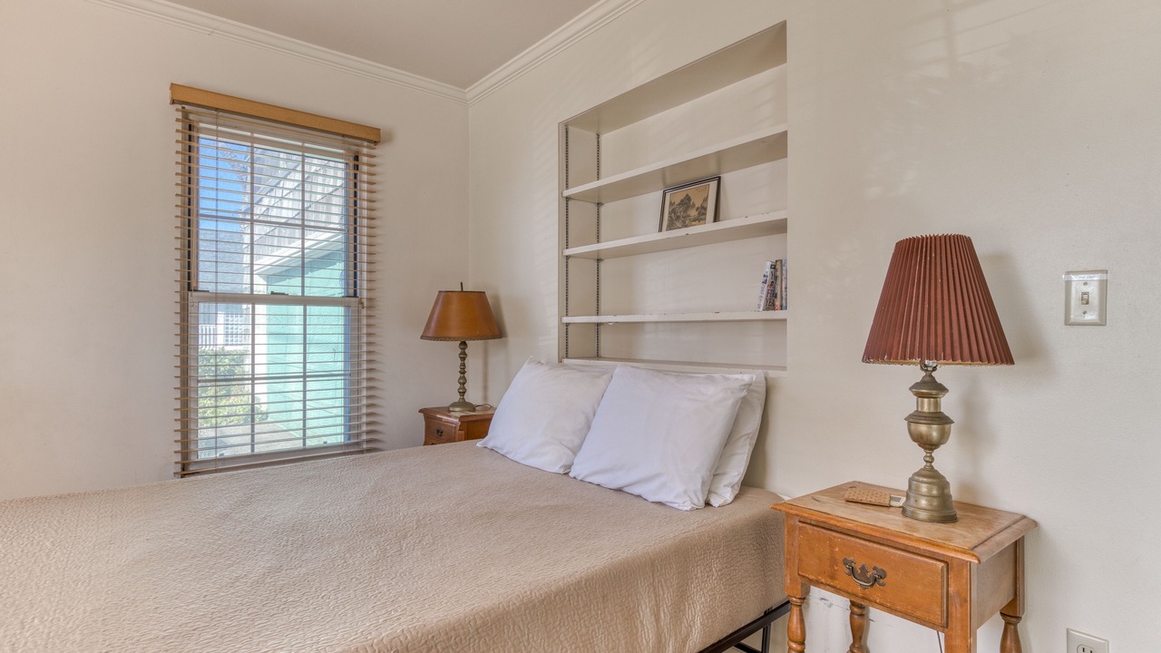 Photo of Bedroom in Seaside