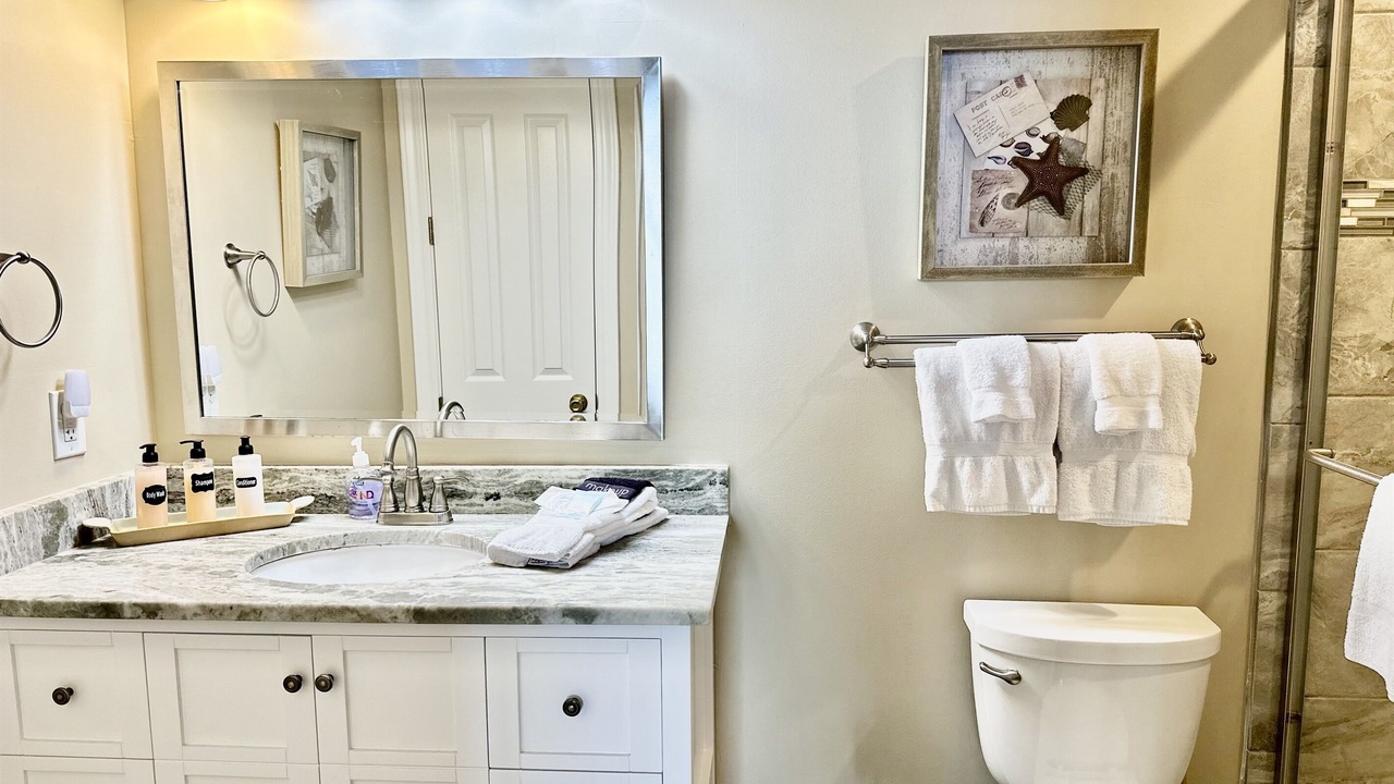 Photo of Bathroom in Ono Island